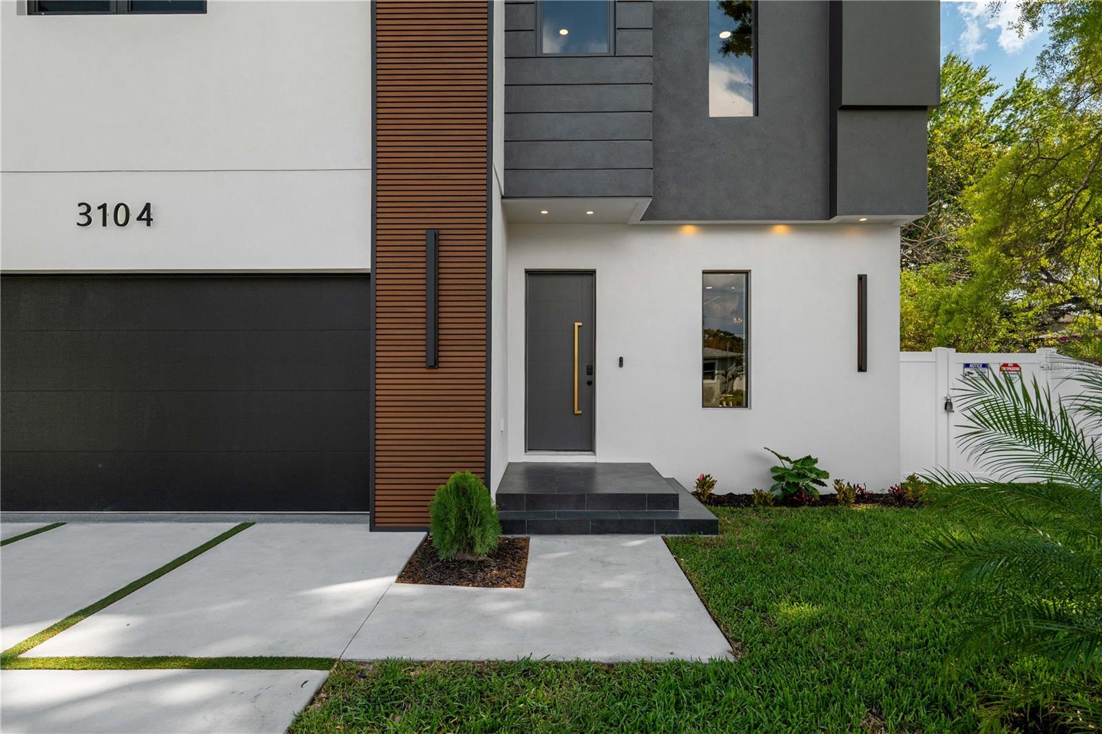 Image 8 of 58 For 3104 Pine Street