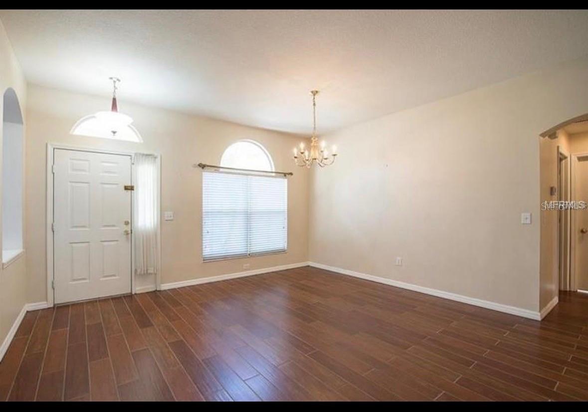 Image 4 of 20 For 524 Tuscanny Park Loop