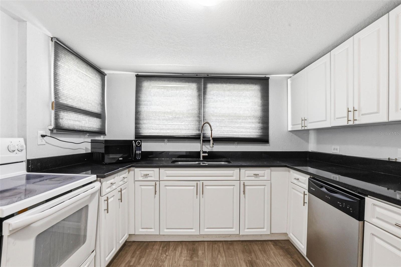 Image 22 of 58 For 6708 Himes Avenue