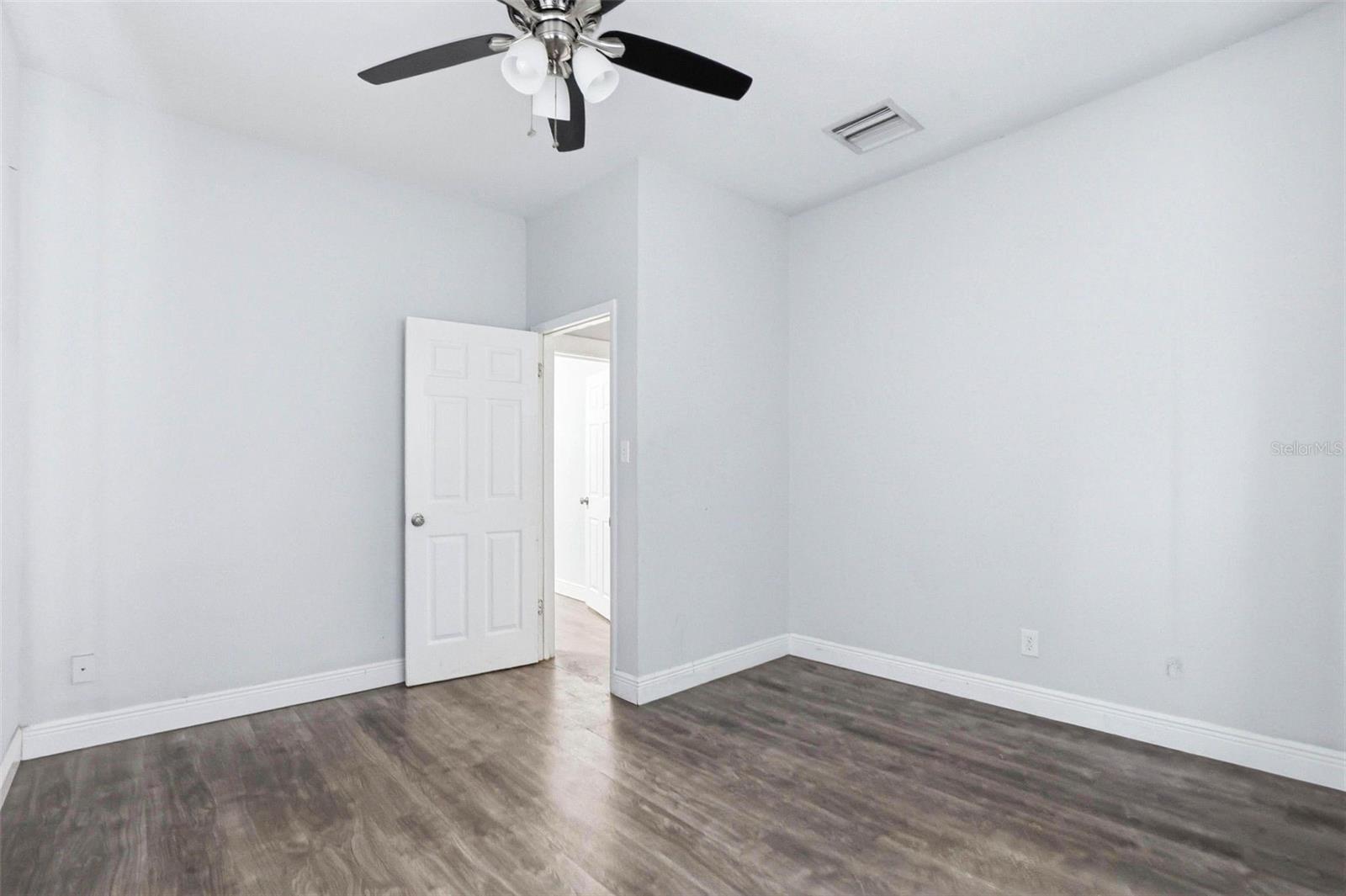 Image 28 of 58 For 6708 Himes Avenue