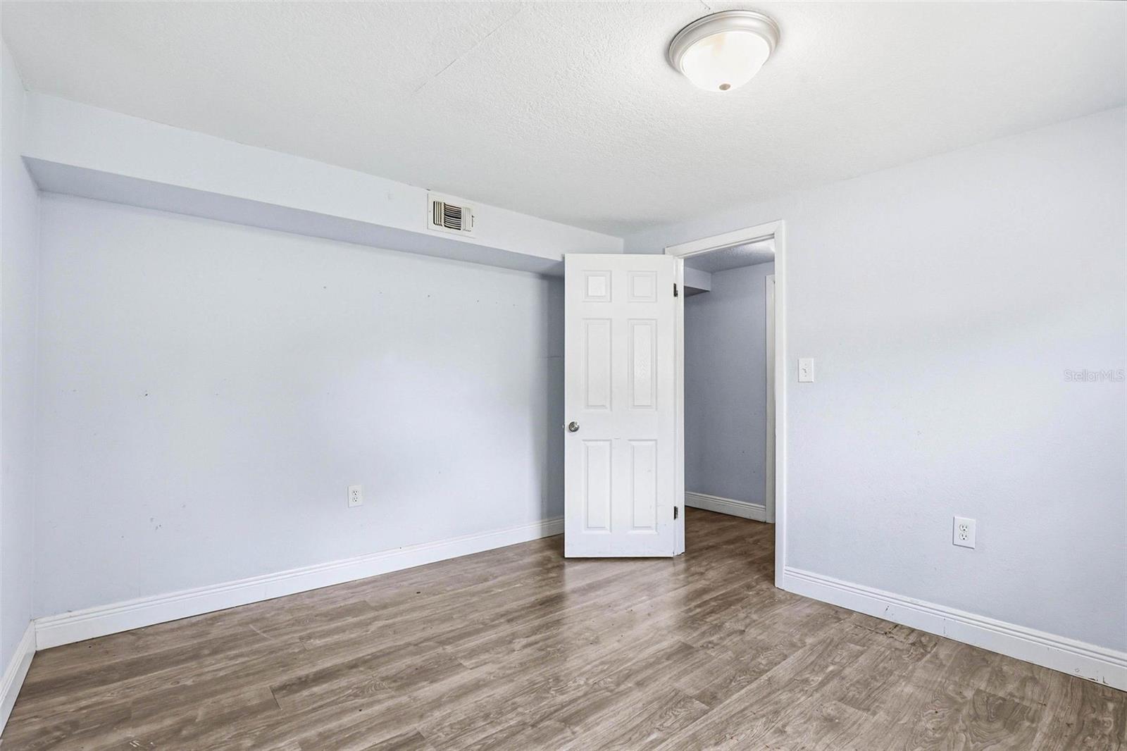 Image 49 of 58 For 6708 Himes Avenue