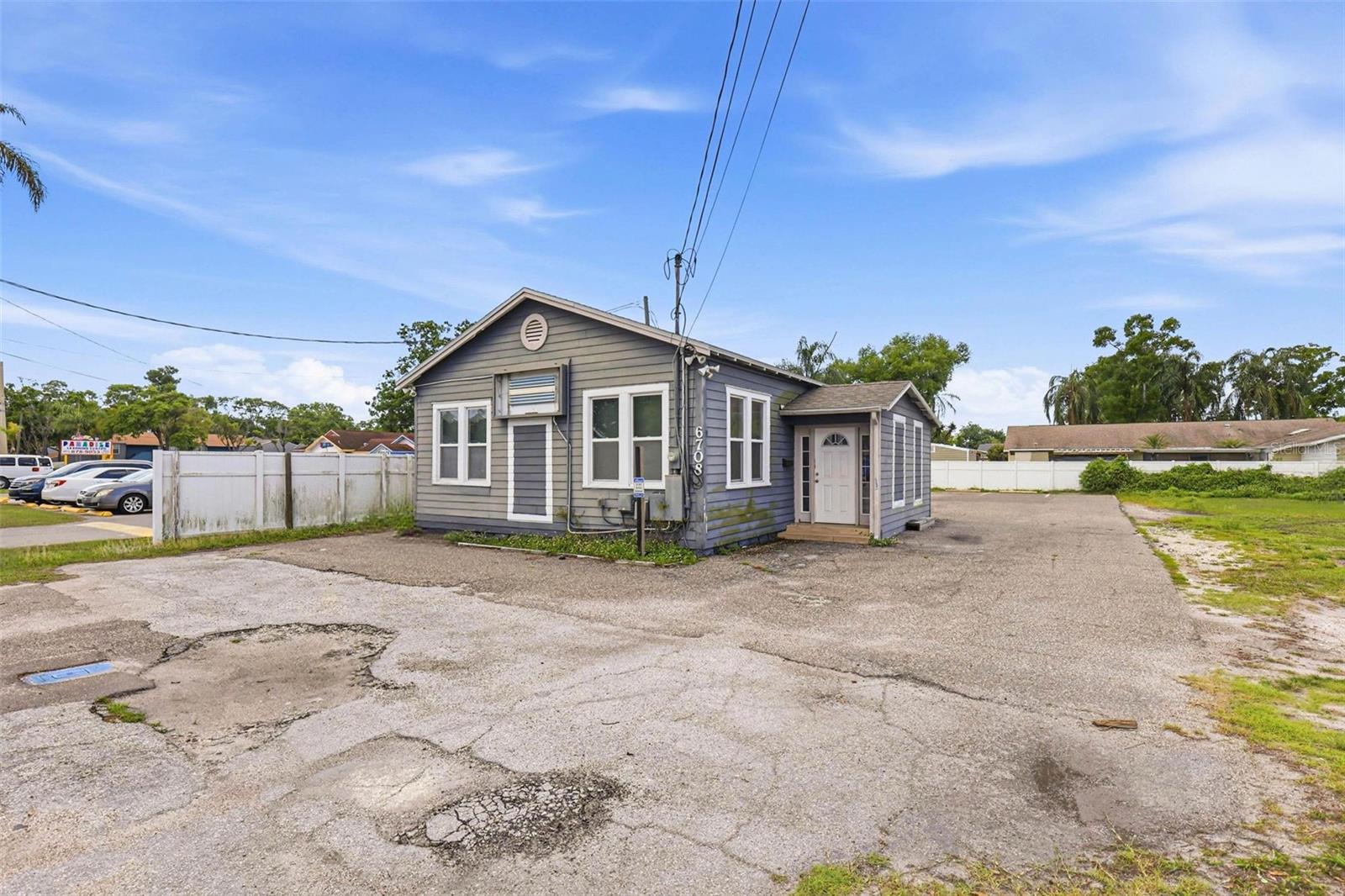 Image 5 of 58 For 6708 Himes Avenue