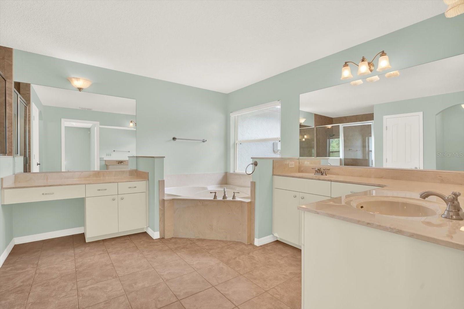 Image 23 of 64 For 1155 Bluebird Court