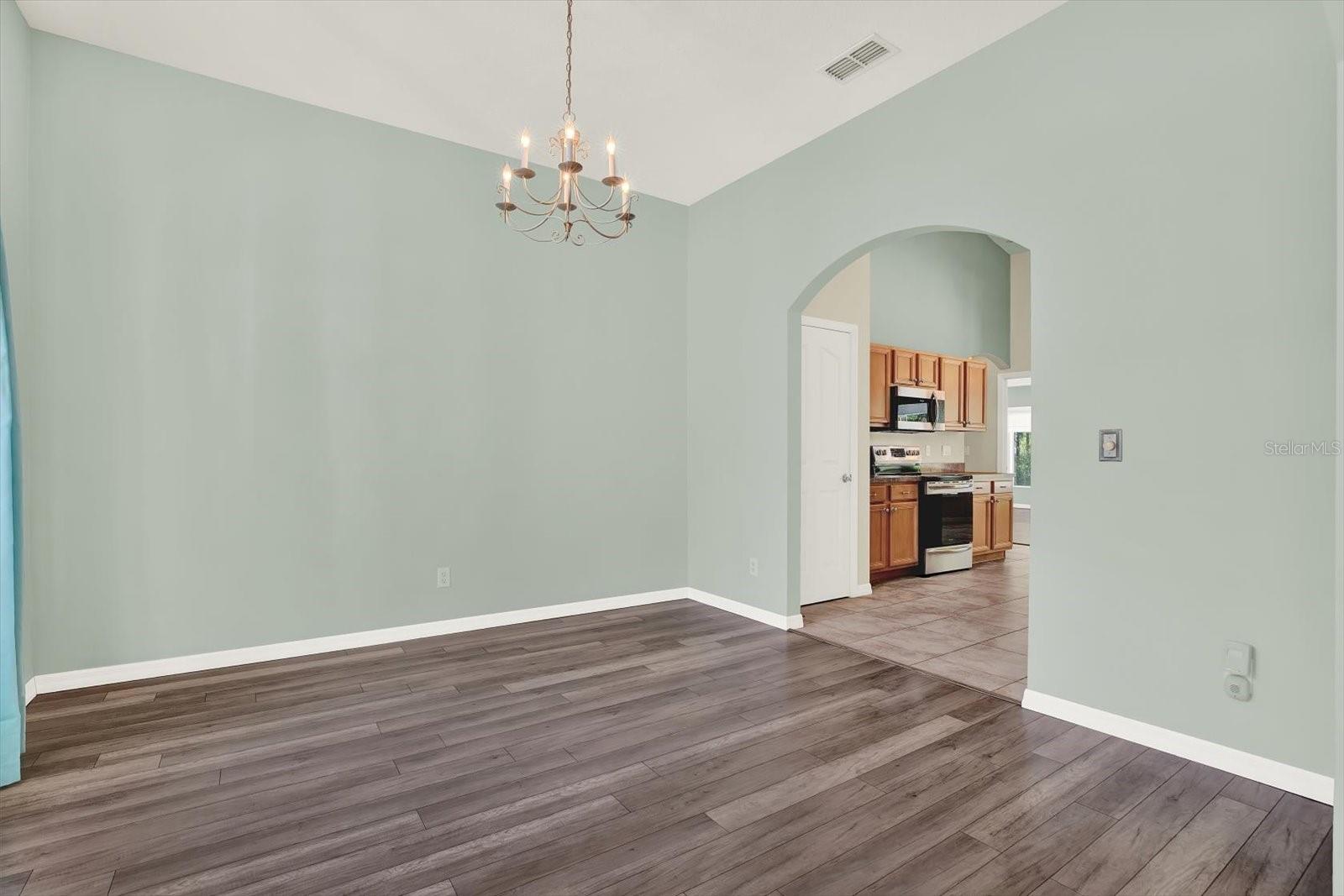 Image 9 of 64 For 1155 Bluebird Court