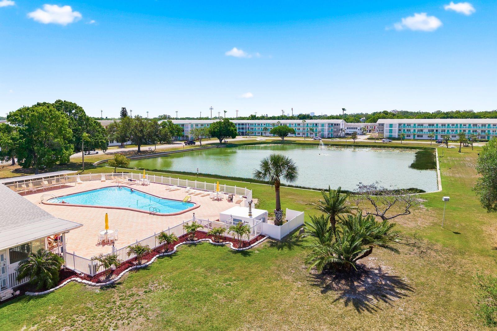 Image 29 of 39 For 2011 58th Avenue N 5