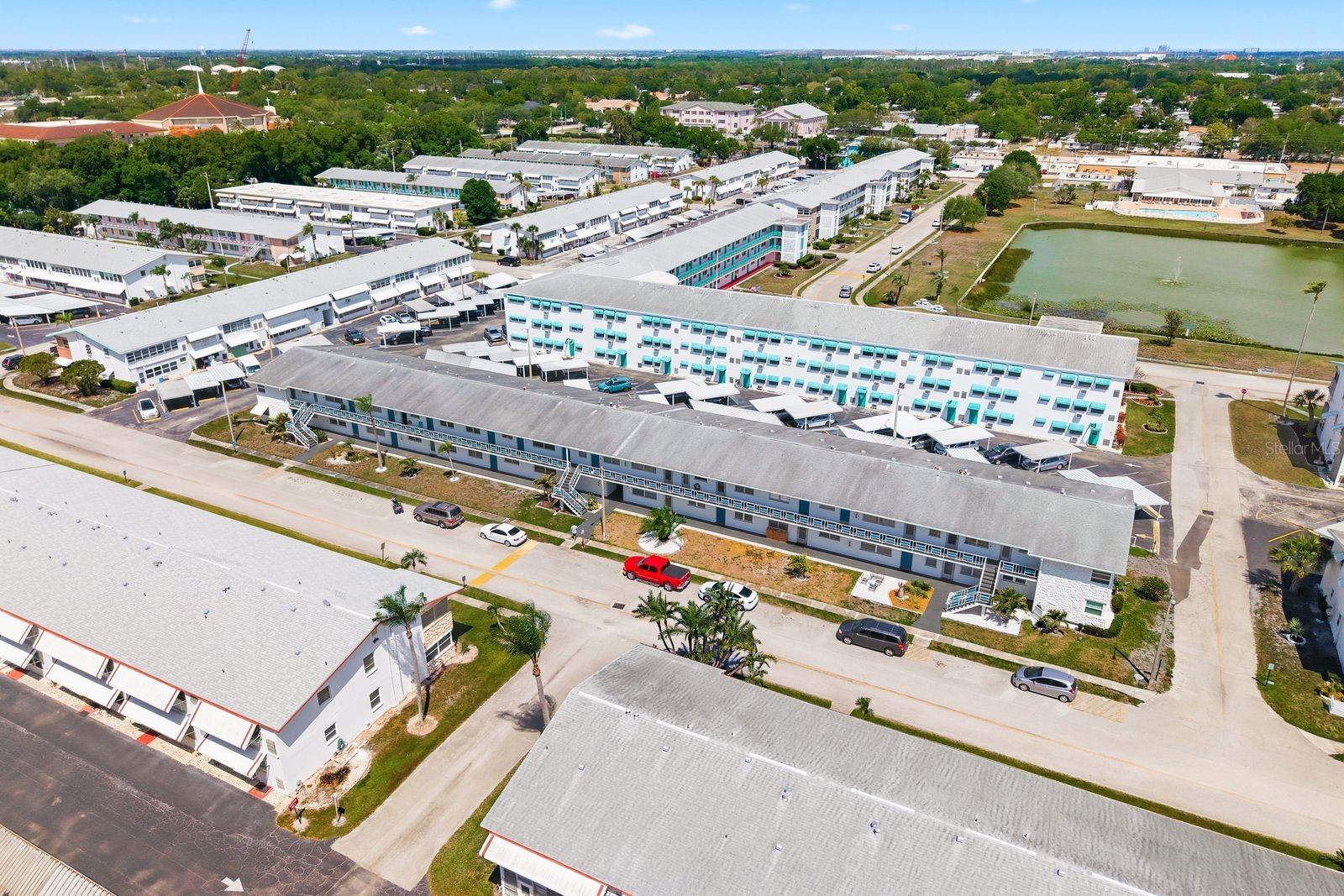 Image 34 of 39 For 2011 58th Avenue N 5