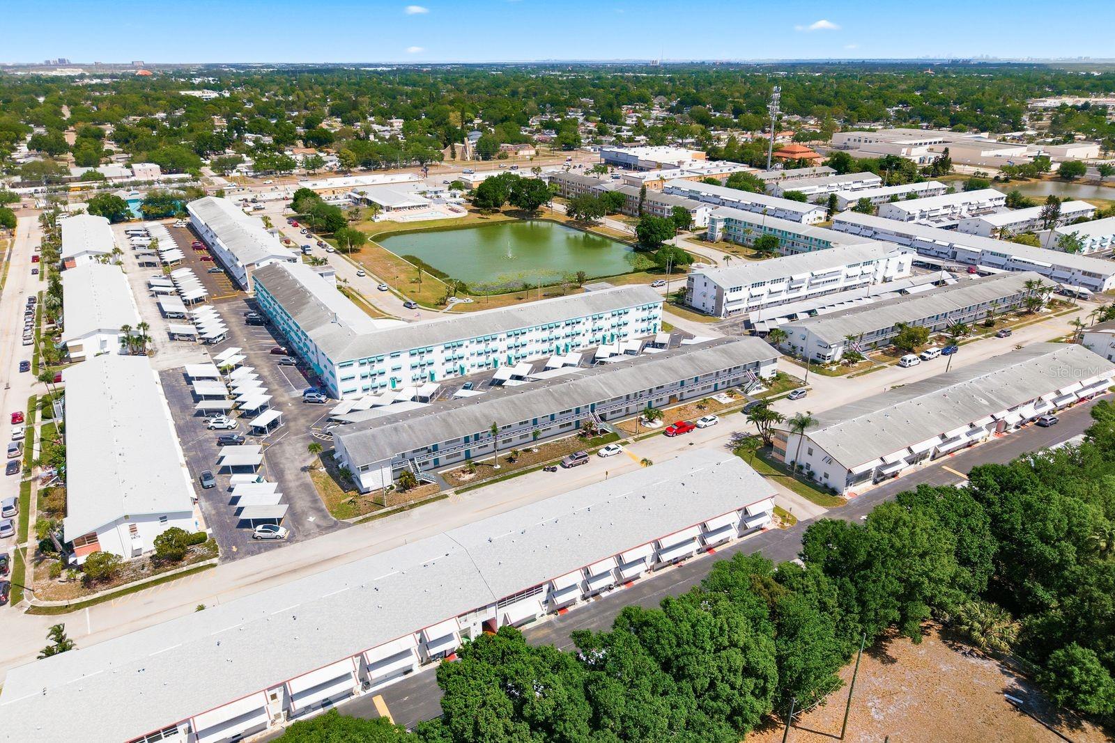 Image 36 of 39 For 2011 58th Avenue N 5