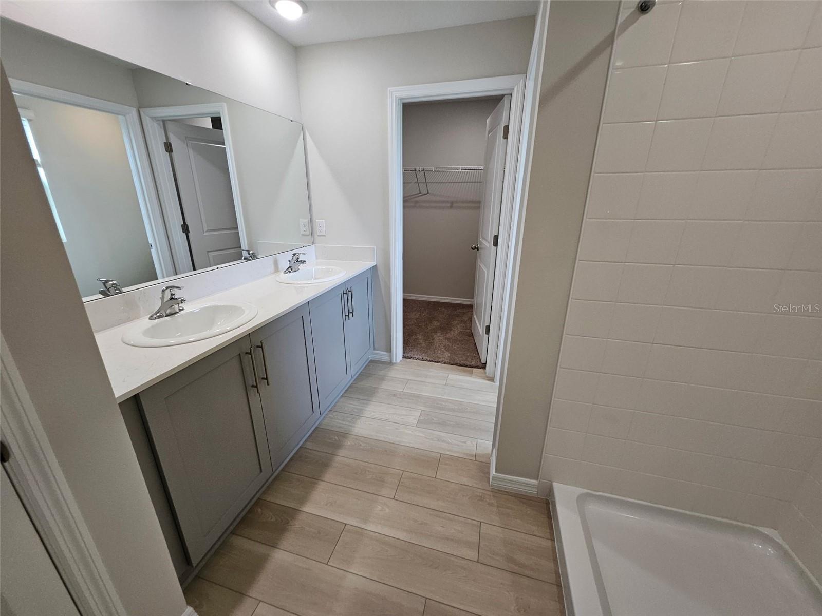 Image 11 of 12 For 37327 Sagemoor Drive