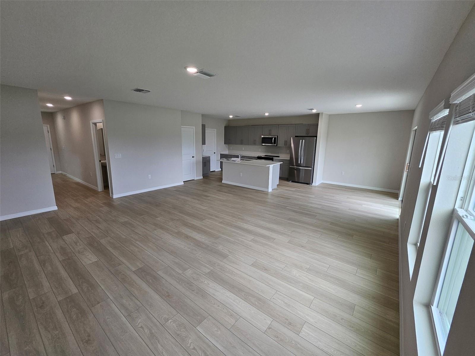 Image 3 of 12 For 37327 Sagemoor Drive