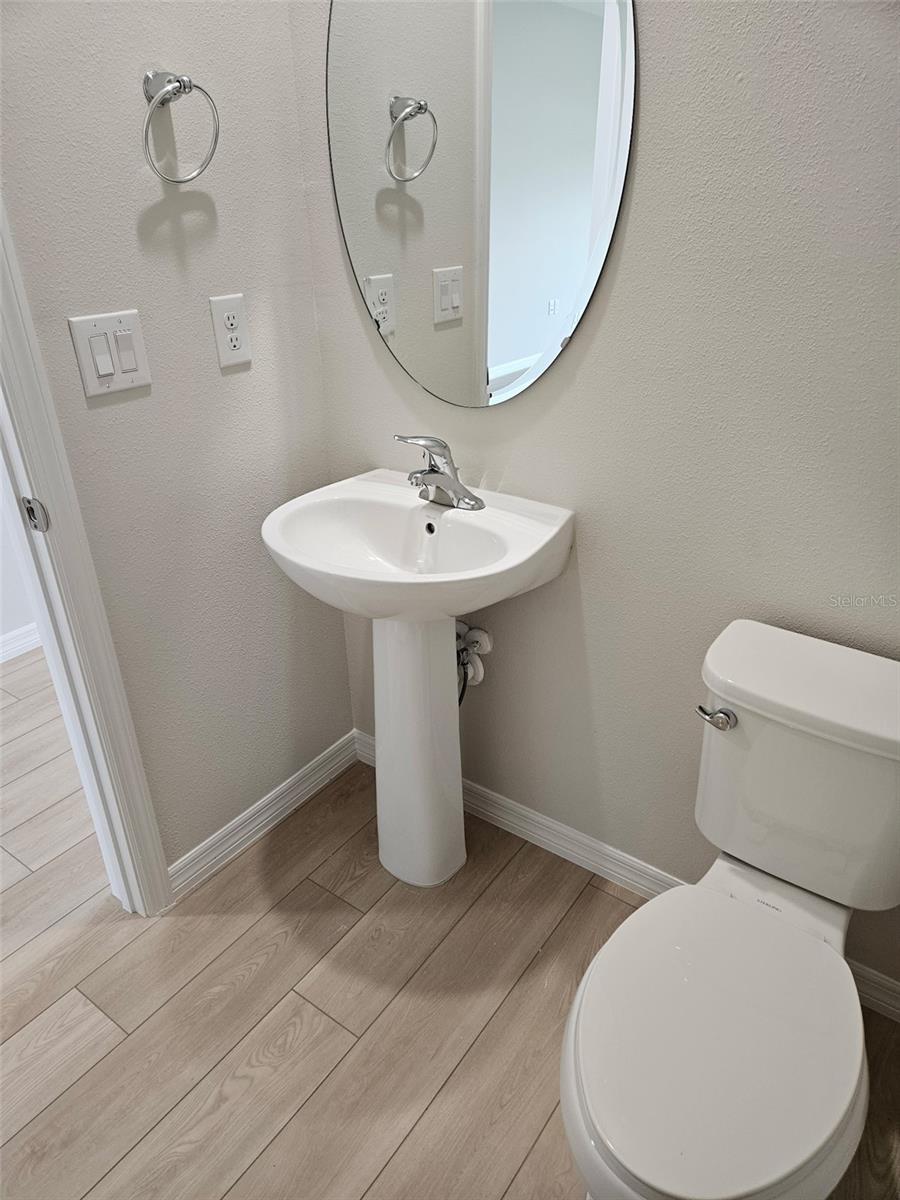 Image 9 of 12 For 37327 Sagemoor Drive