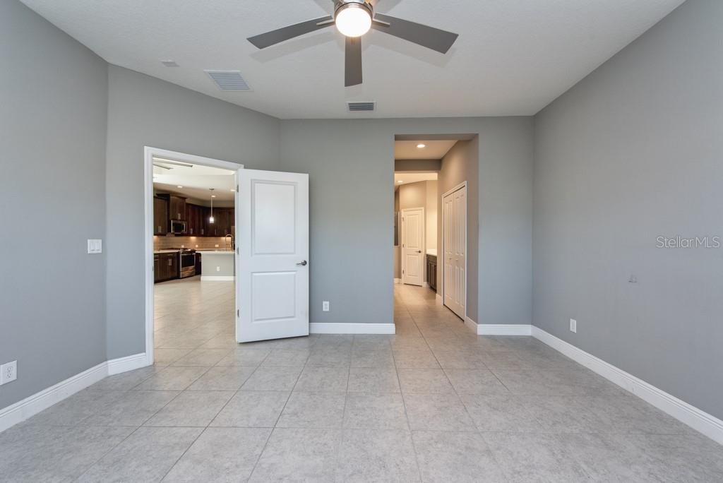 Image 13 of 36 For 4311 Star Apple Terrace