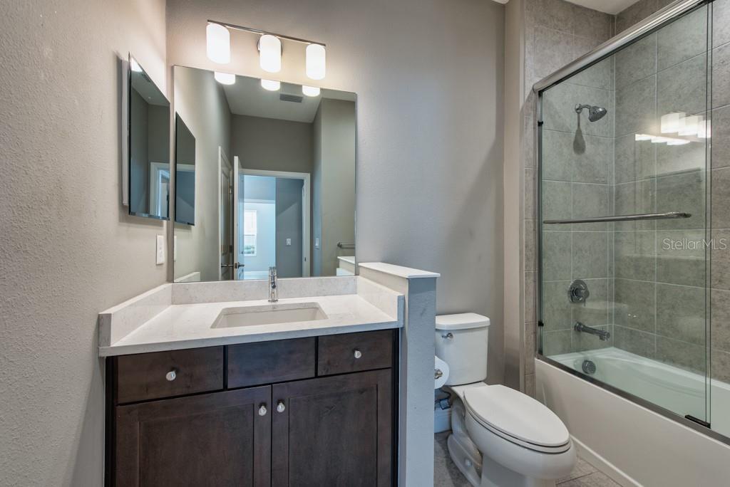 Image 19 of 36 For 4311 Star Apple Terrace