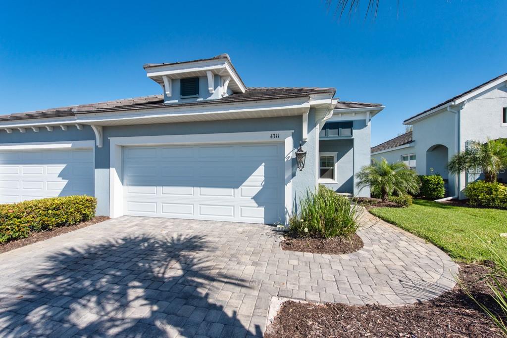 Image 2 of 36 For 4311 Star Apple Terrace