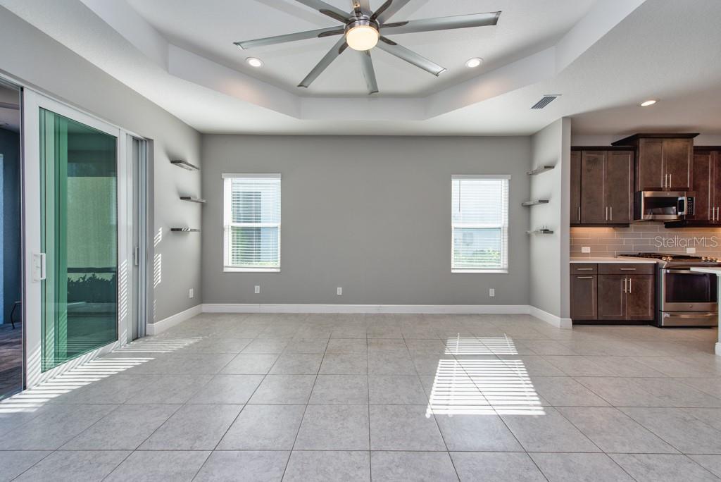 Image 5 of 36 For 4311 Star Apple Terrace