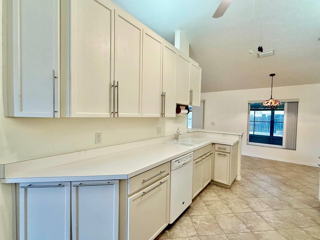 Image 19 of 46 For 9815 La Vonda Street