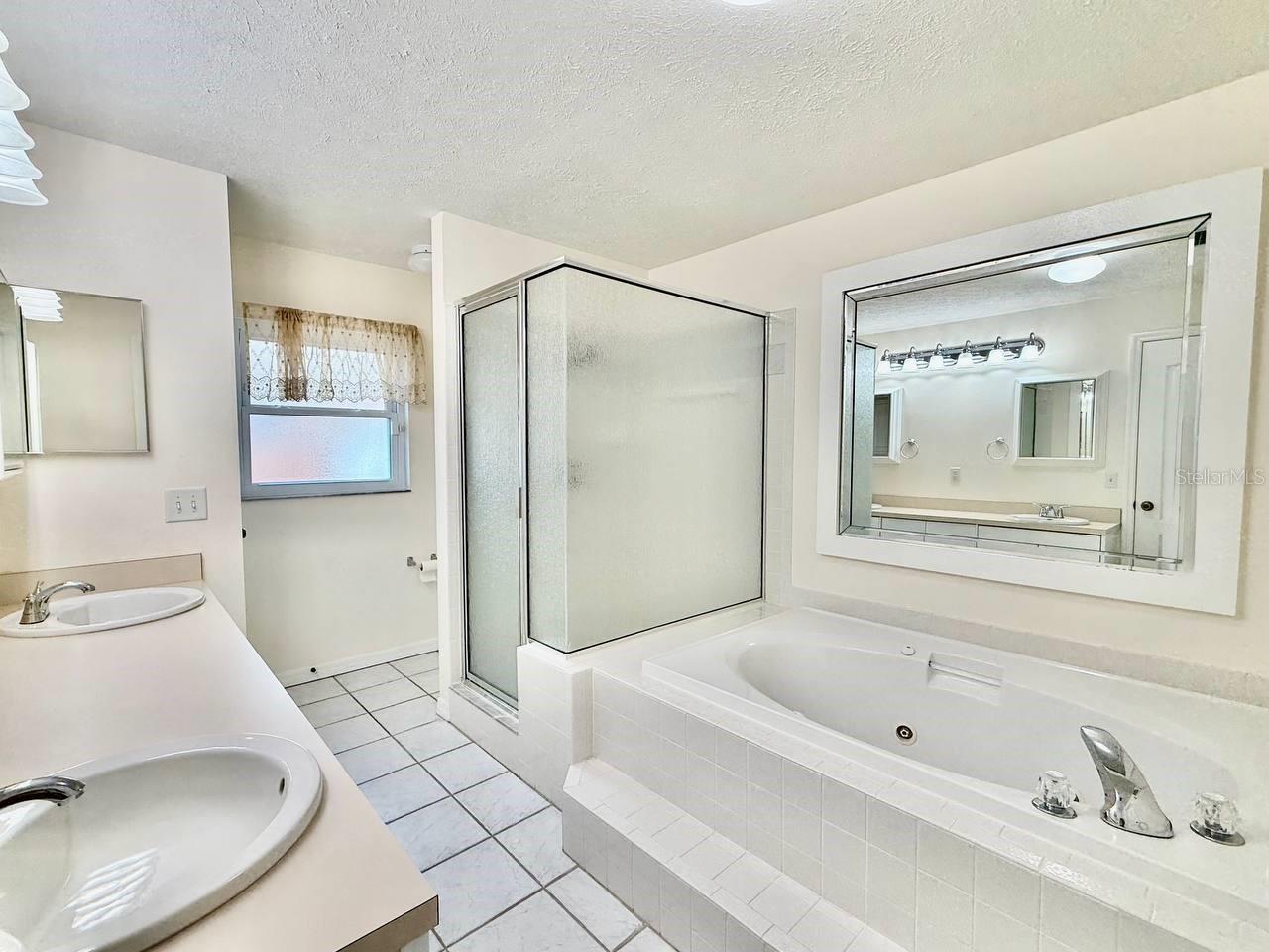 Image 25 of 46 For 9815 La Vonda Street