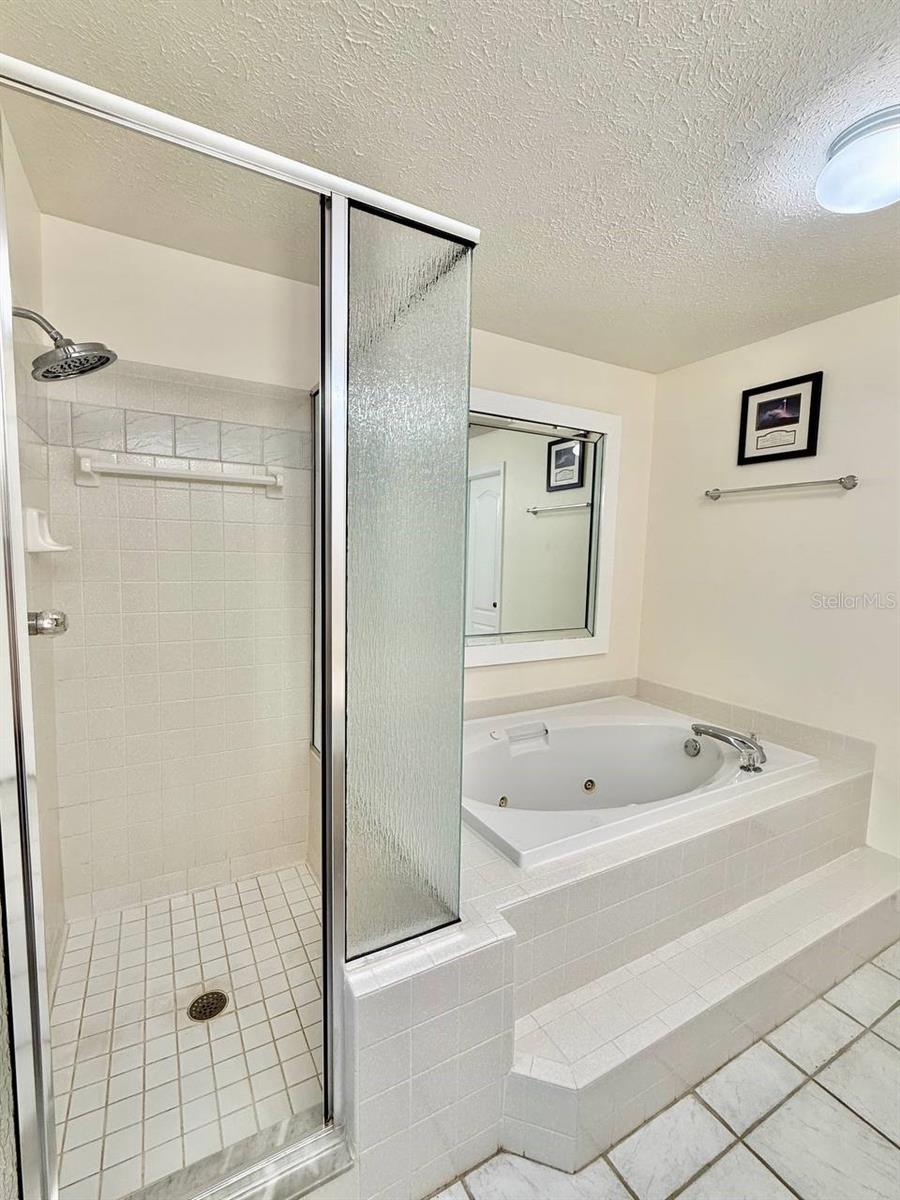 Image 27 of 46 For 9815 La Vonda Street