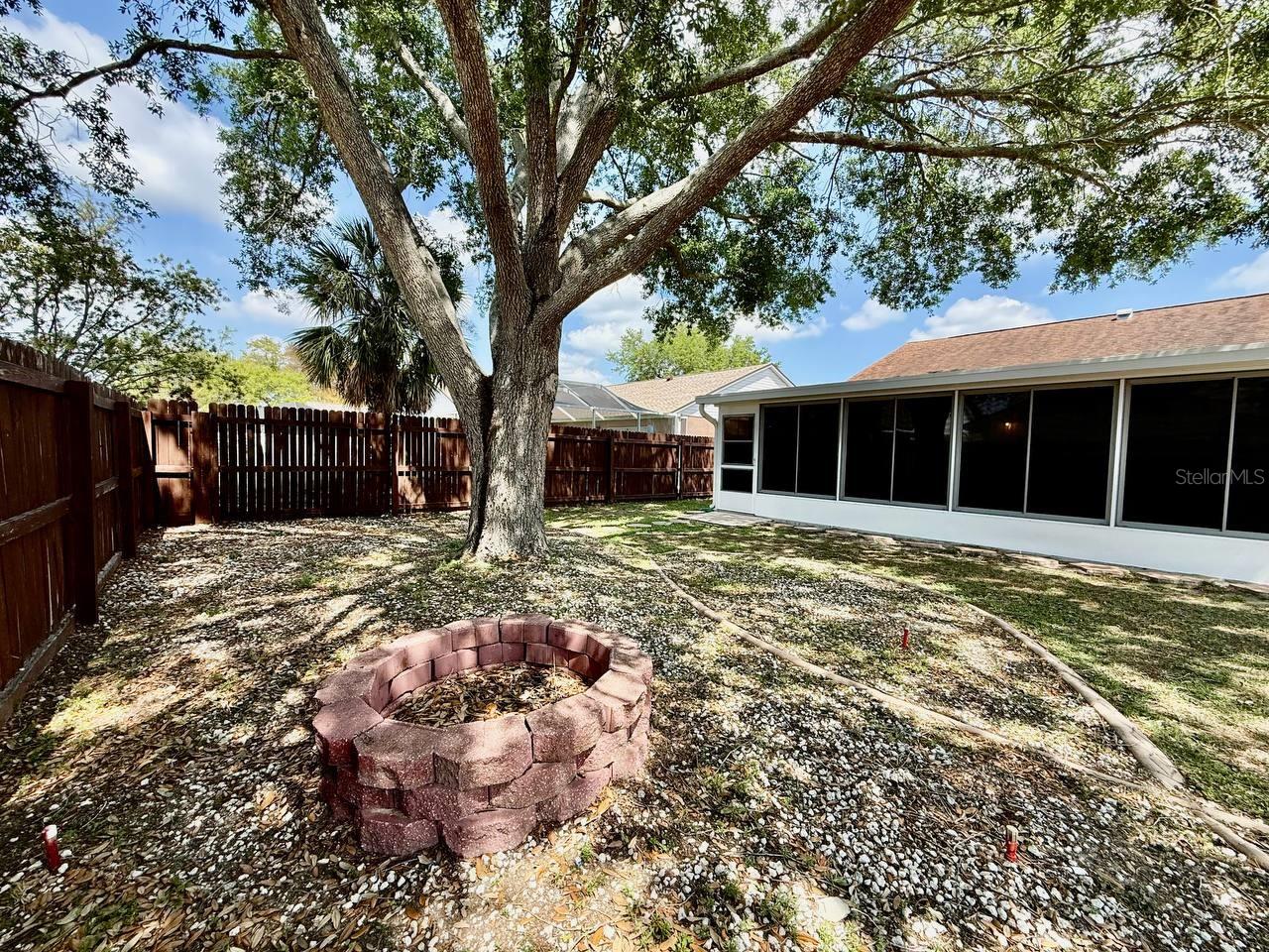 Image 43 of 46 For 9815 La Vonda Street