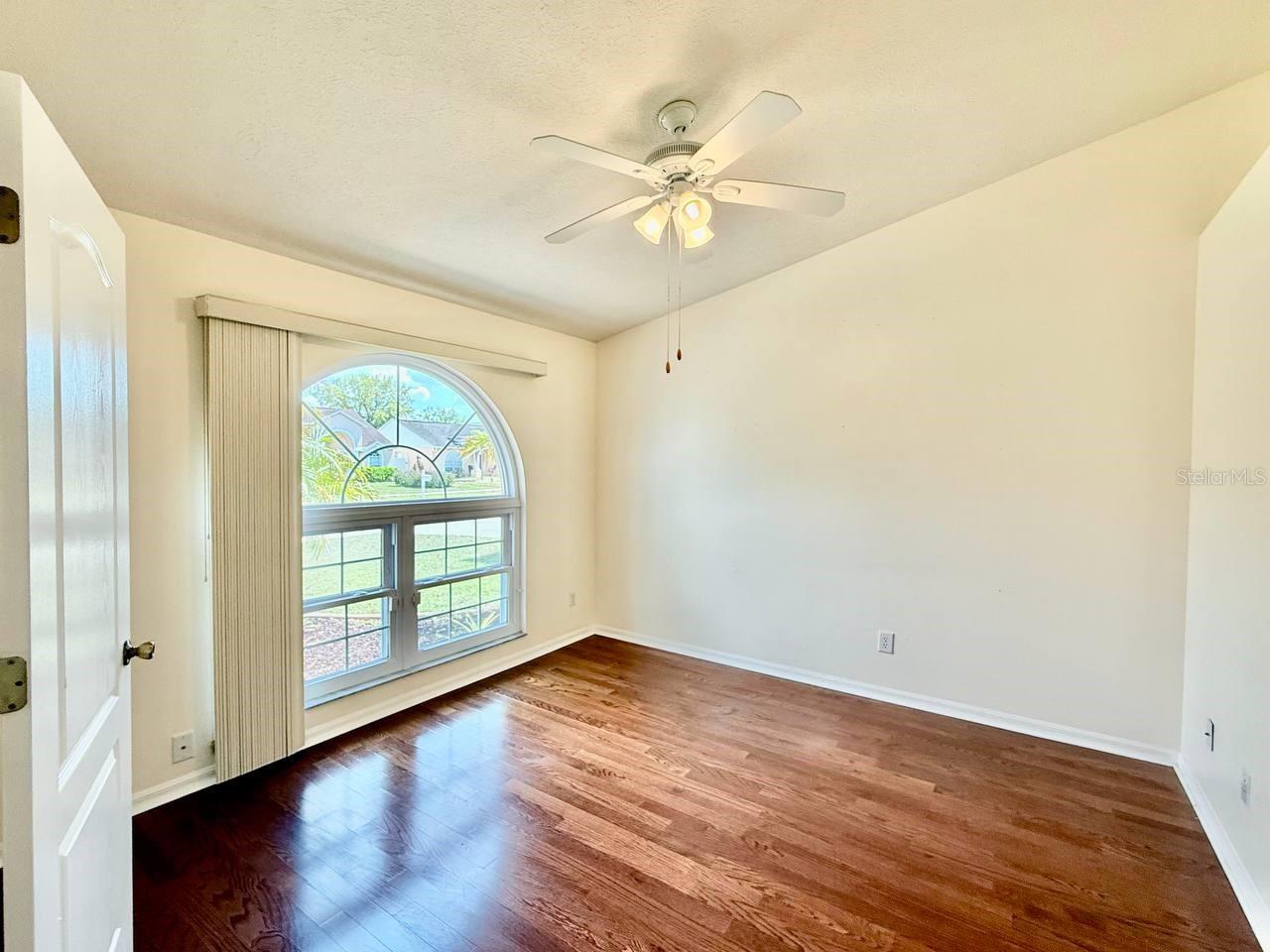 Image 8 of 46 For 9815 La Vonda Street