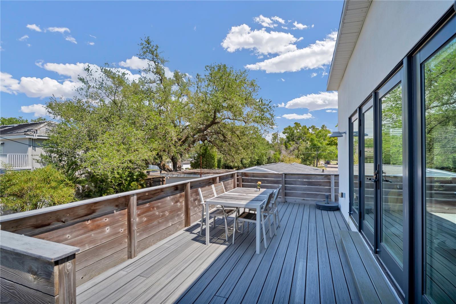 Image 28 of 33 For 707 Lois Avenue