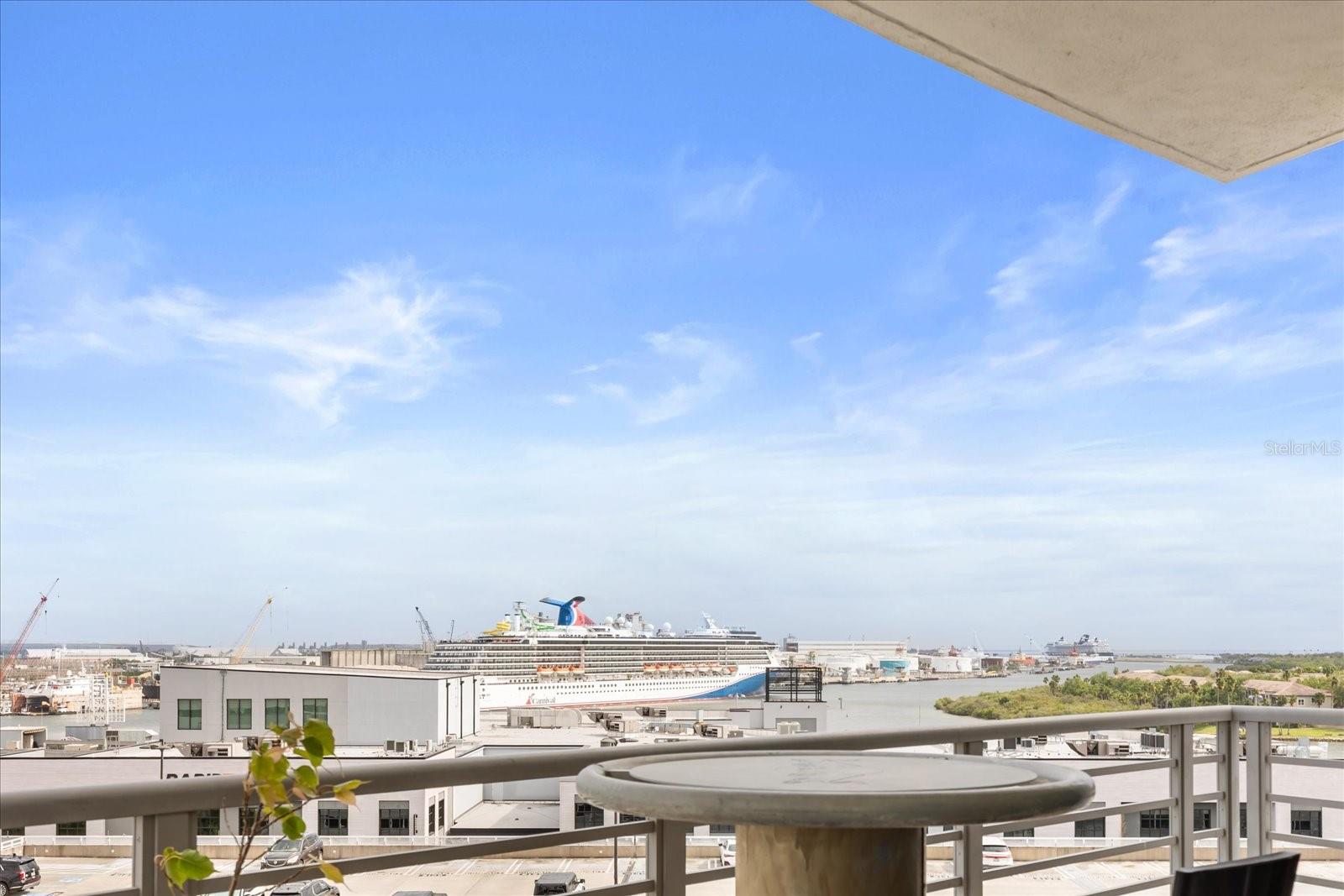 Listing photo id 20 for 1209 Cumberland Avenue 807