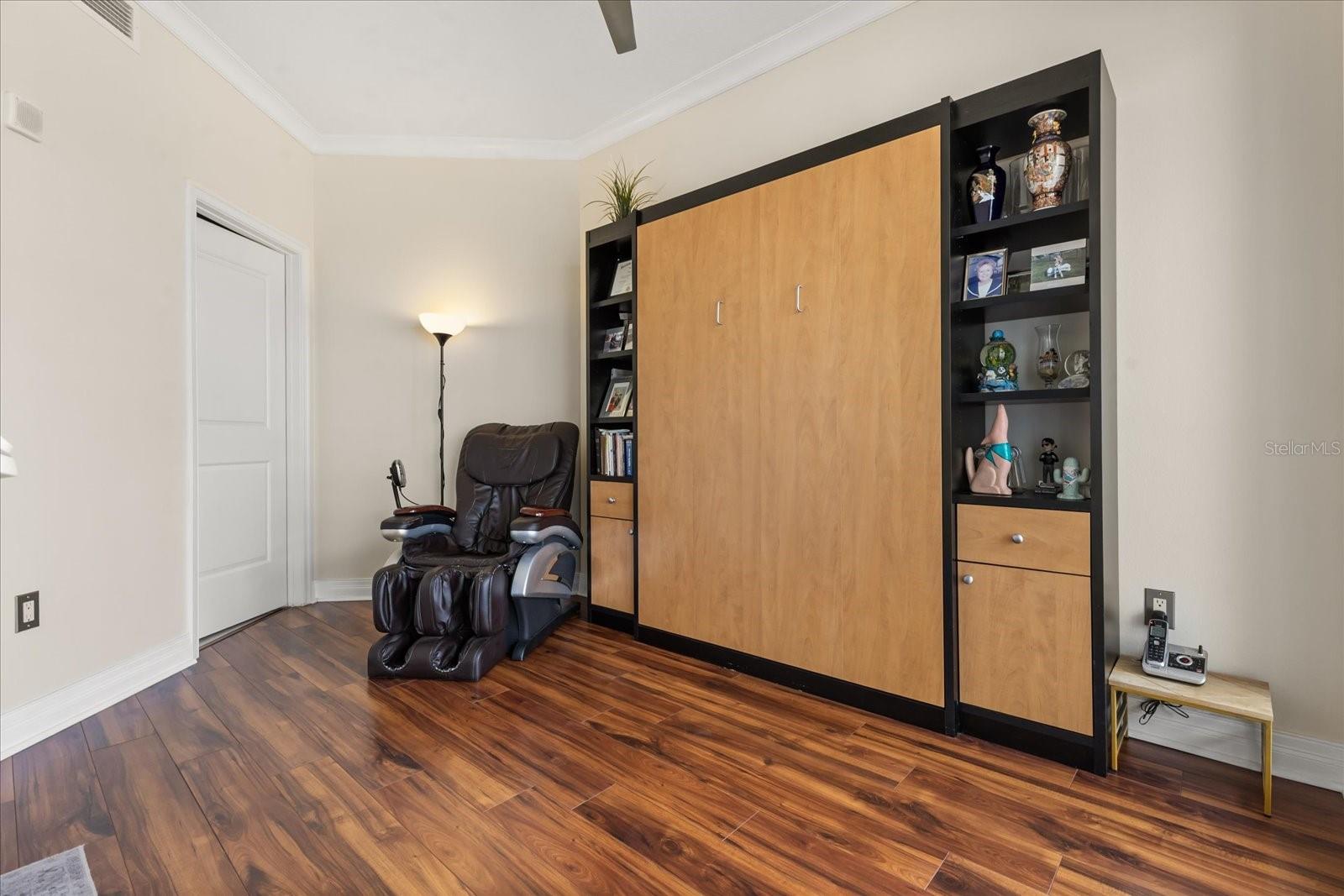 Listing photo id 26 for 1209 Cumberland Avenue 807