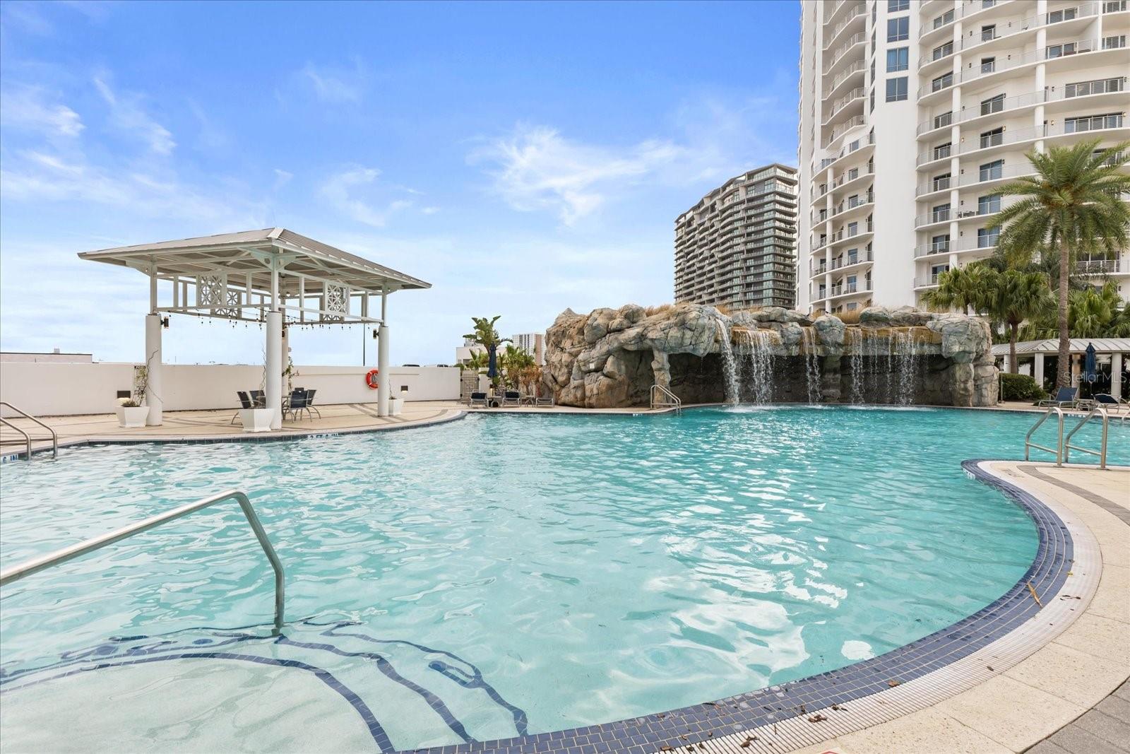 Listing photo id 30 for 1209 Cumberland Avenue 807