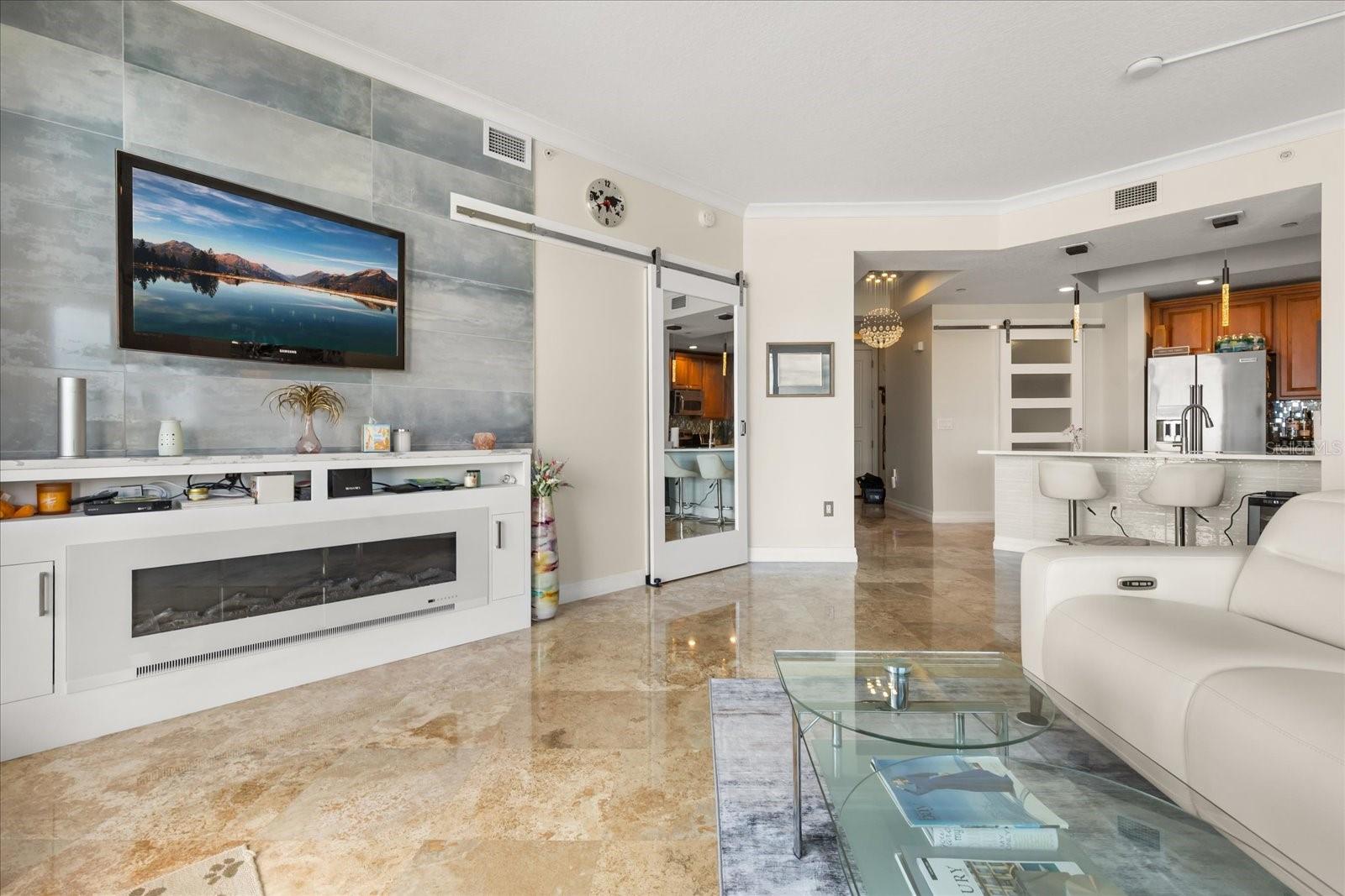 Listing photo id 7 for 1209 Cumberland Avenue 807