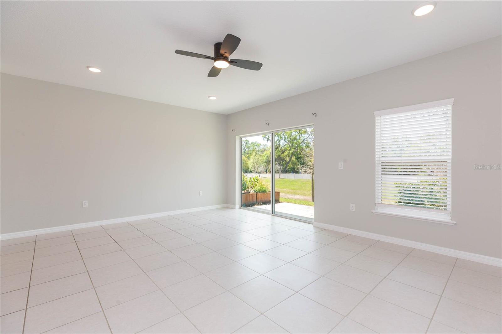 Image 9 of 29 For 4734 Spatter Dock Street