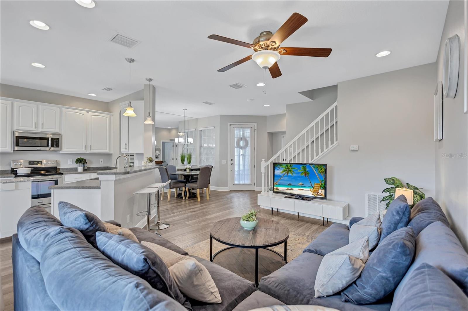 Image 10 of 54 For 14520 Mirabelle Vista Circle