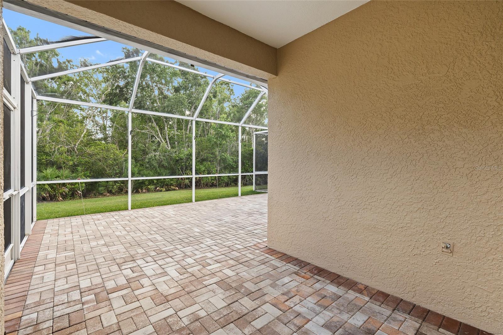 Image 24 of 46 For 9838 Bridgeton Drive