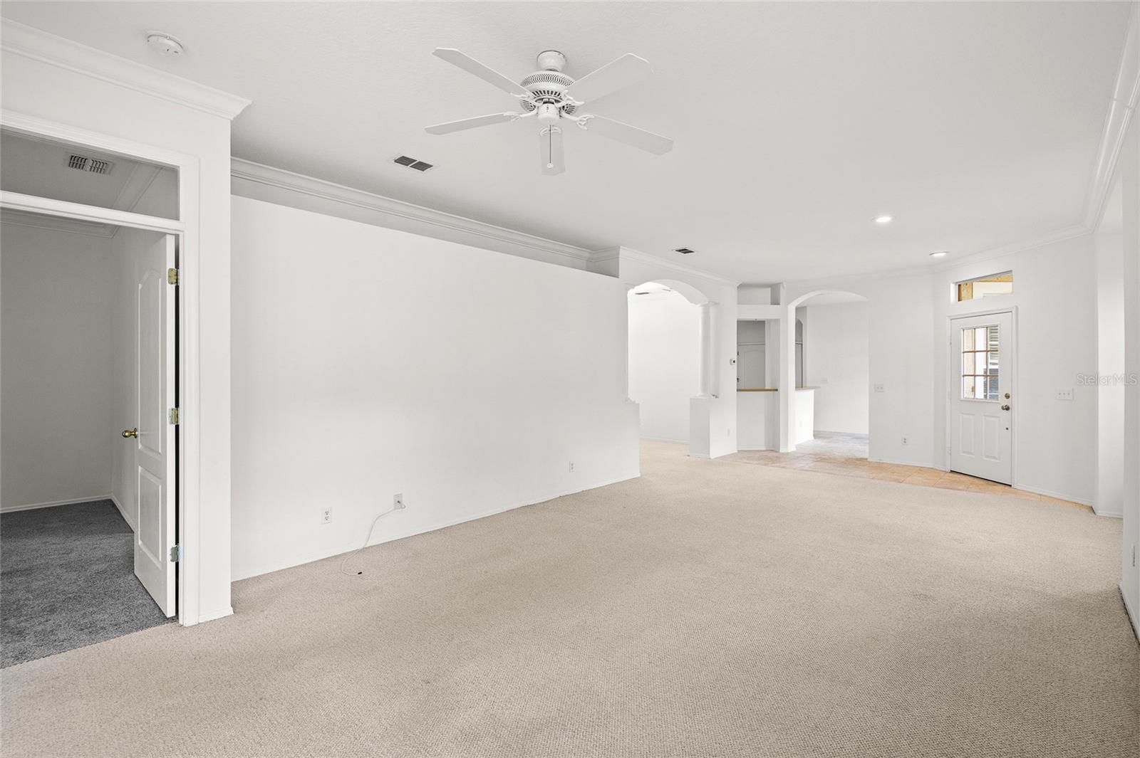 Image 8 of 46 For 9838 Bridgeton Drive