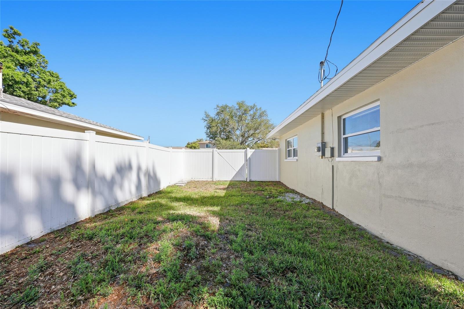 Image 33 of 40 For 1817 Hunt Lane