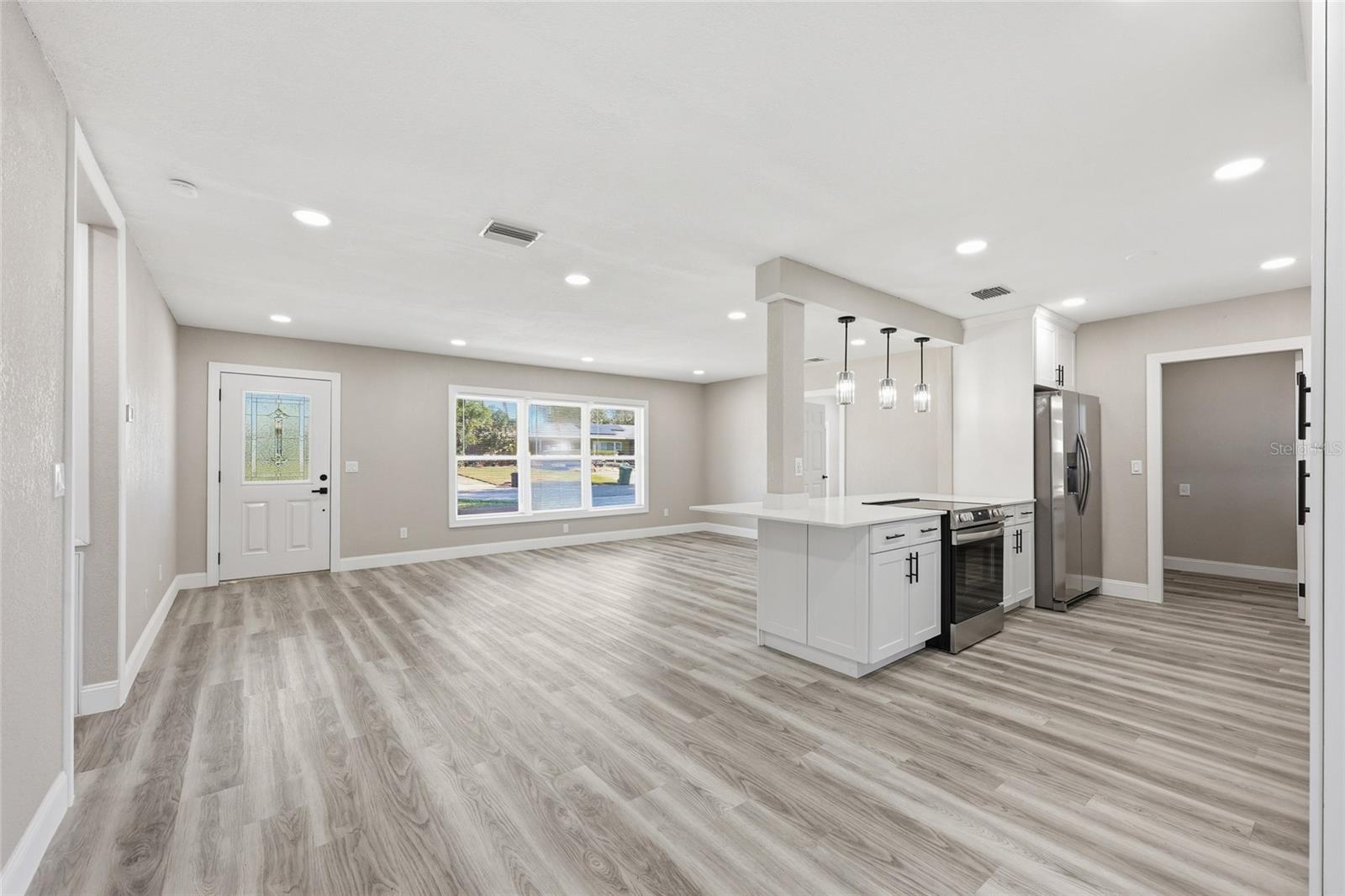 Image 7 of 40 For 1817 Hunt Lane