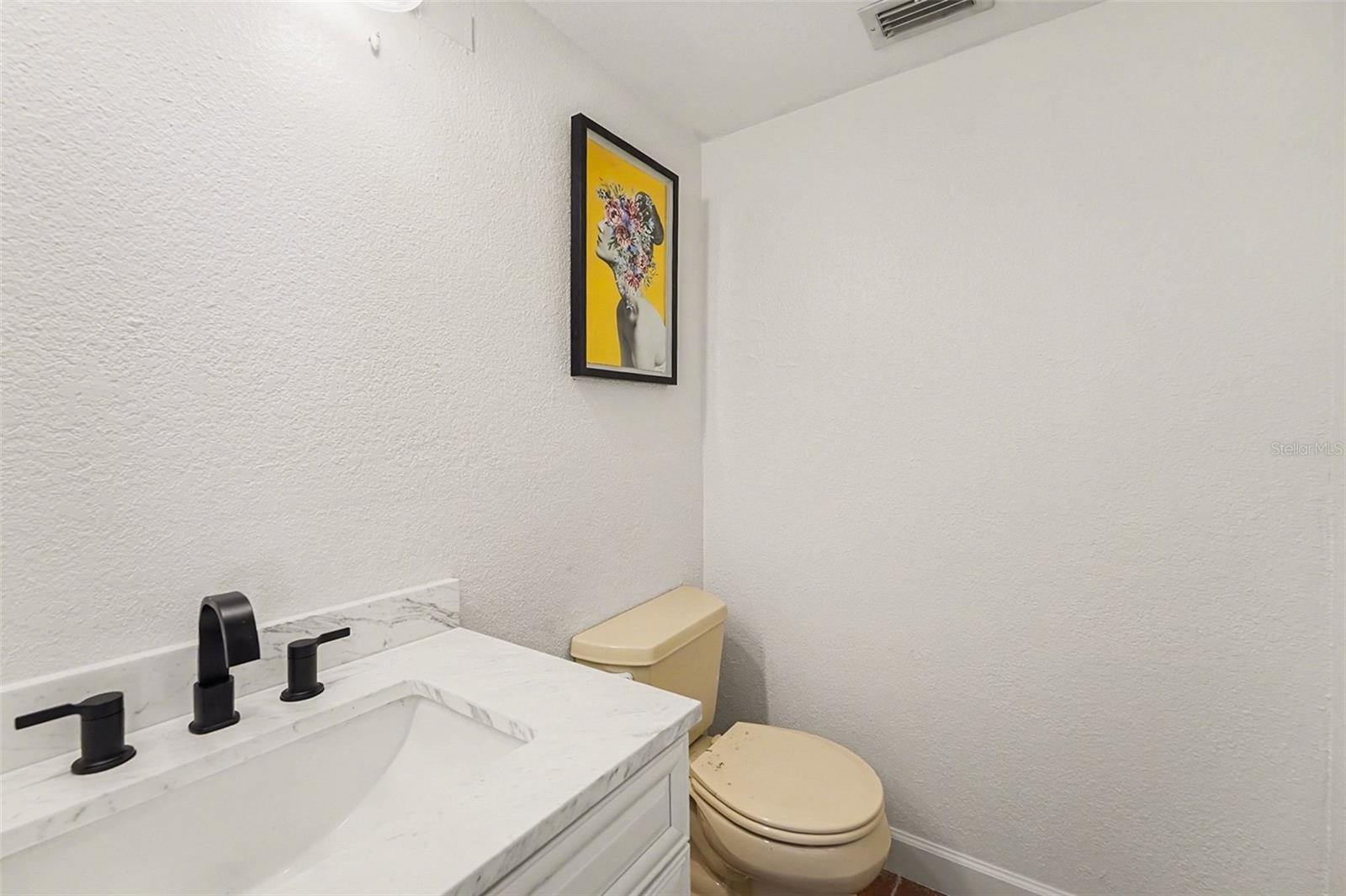 Image 21 of 30 For 6490 Cape Hatteras Way Ne 4