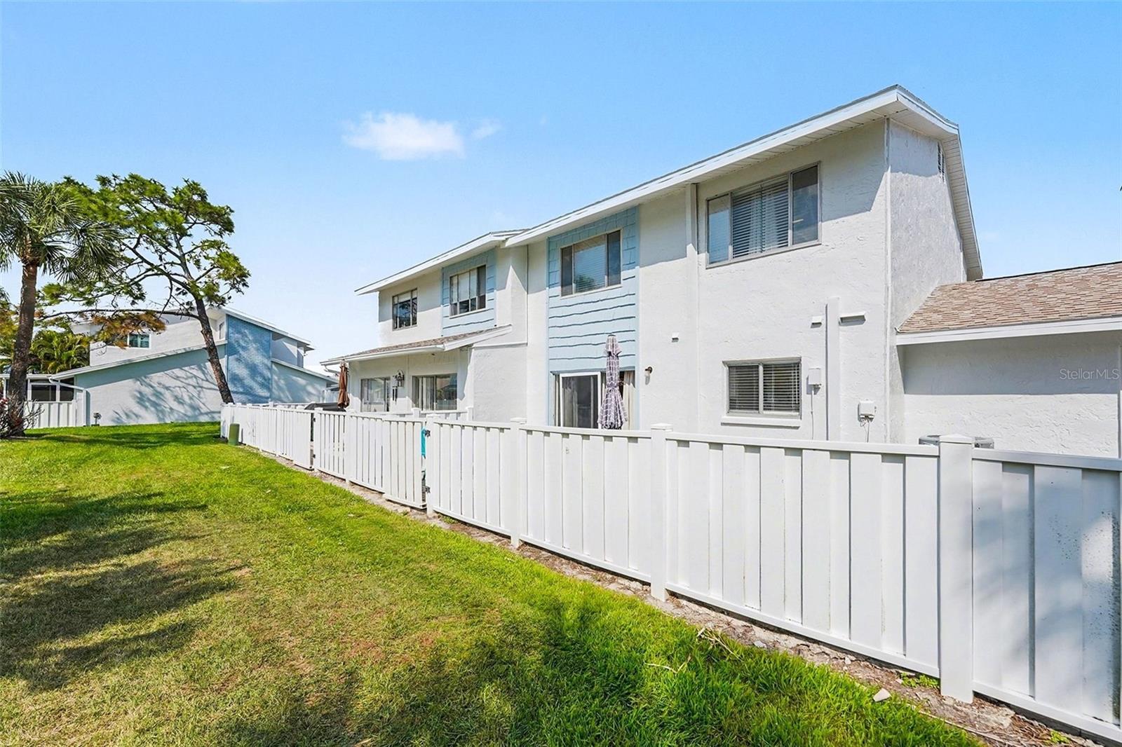 Image 29 of 30 For 6490 Cape Hatteras Way Ne 4