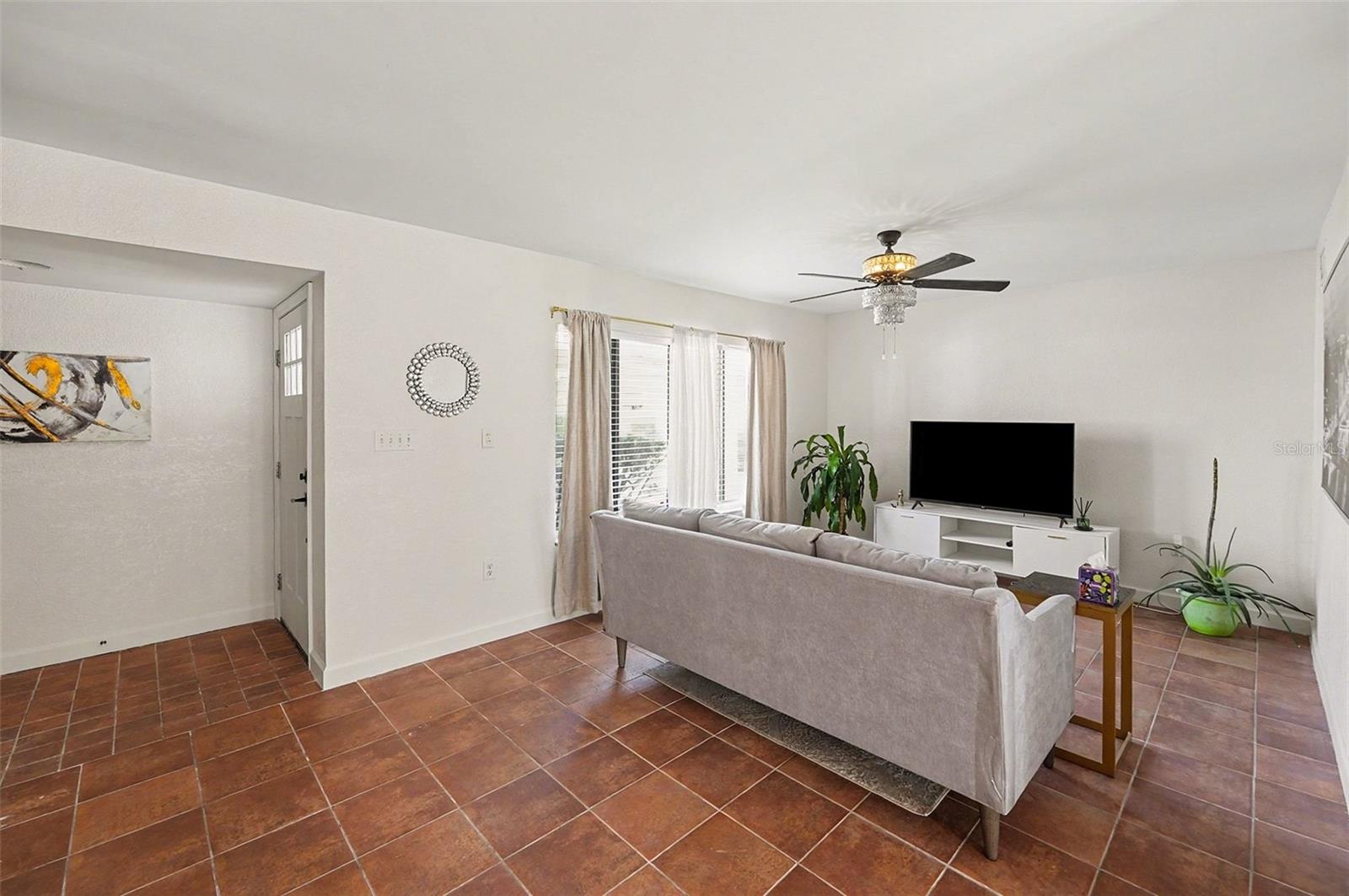 Image 3 of 30 For 6490 Cape Hatteras Way Ne 4