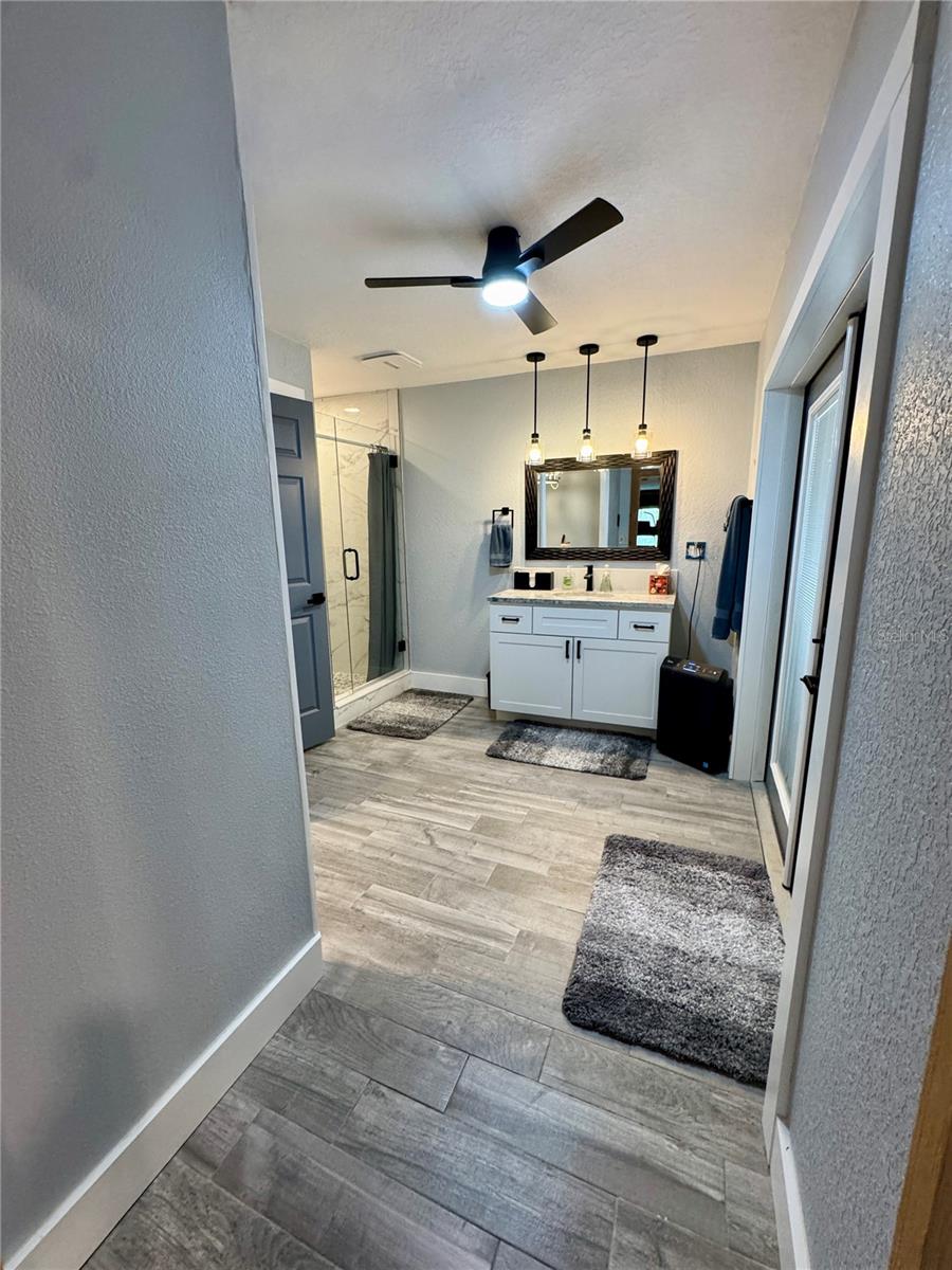 Image 13 of 69 For 7650 Hatteras Drive