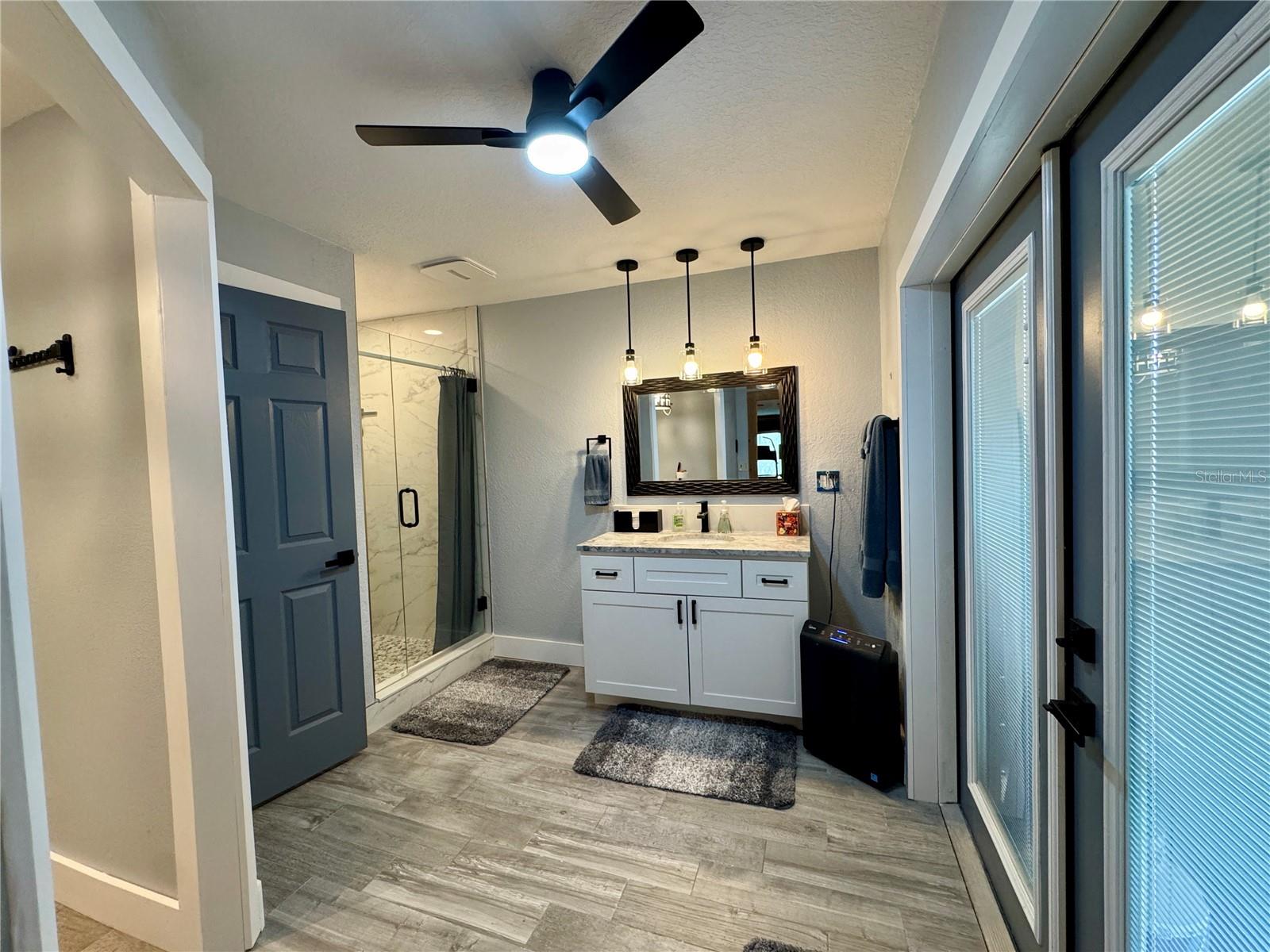 Image 14 of 69 For 7650 Hatteras Drive