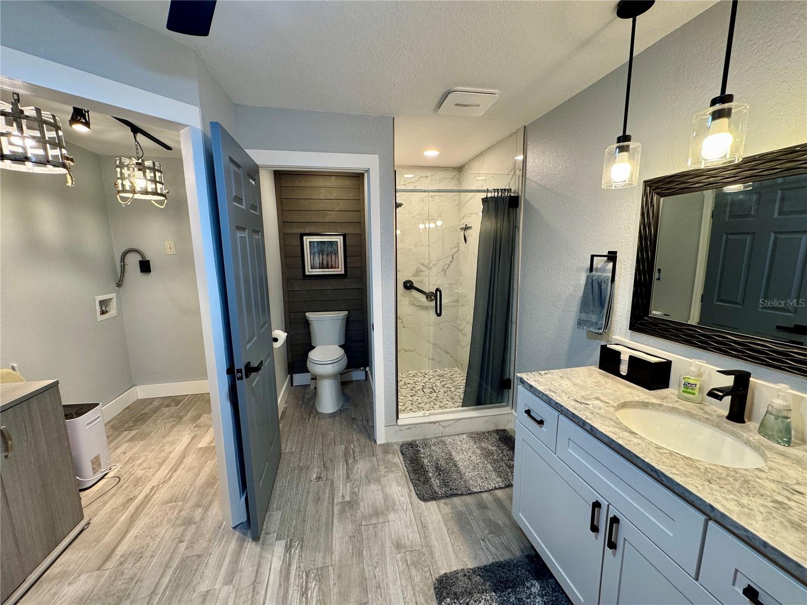 Image 15 of 69 For 7650 Hatteras Drive