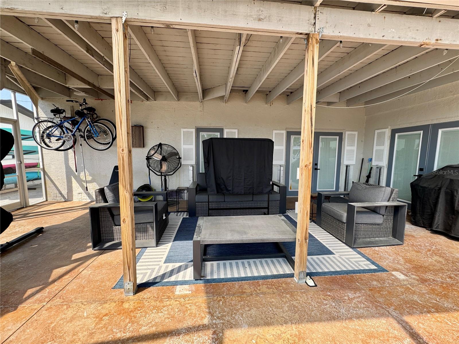 Image 26 of 69 For 7650 Hatteras Drive