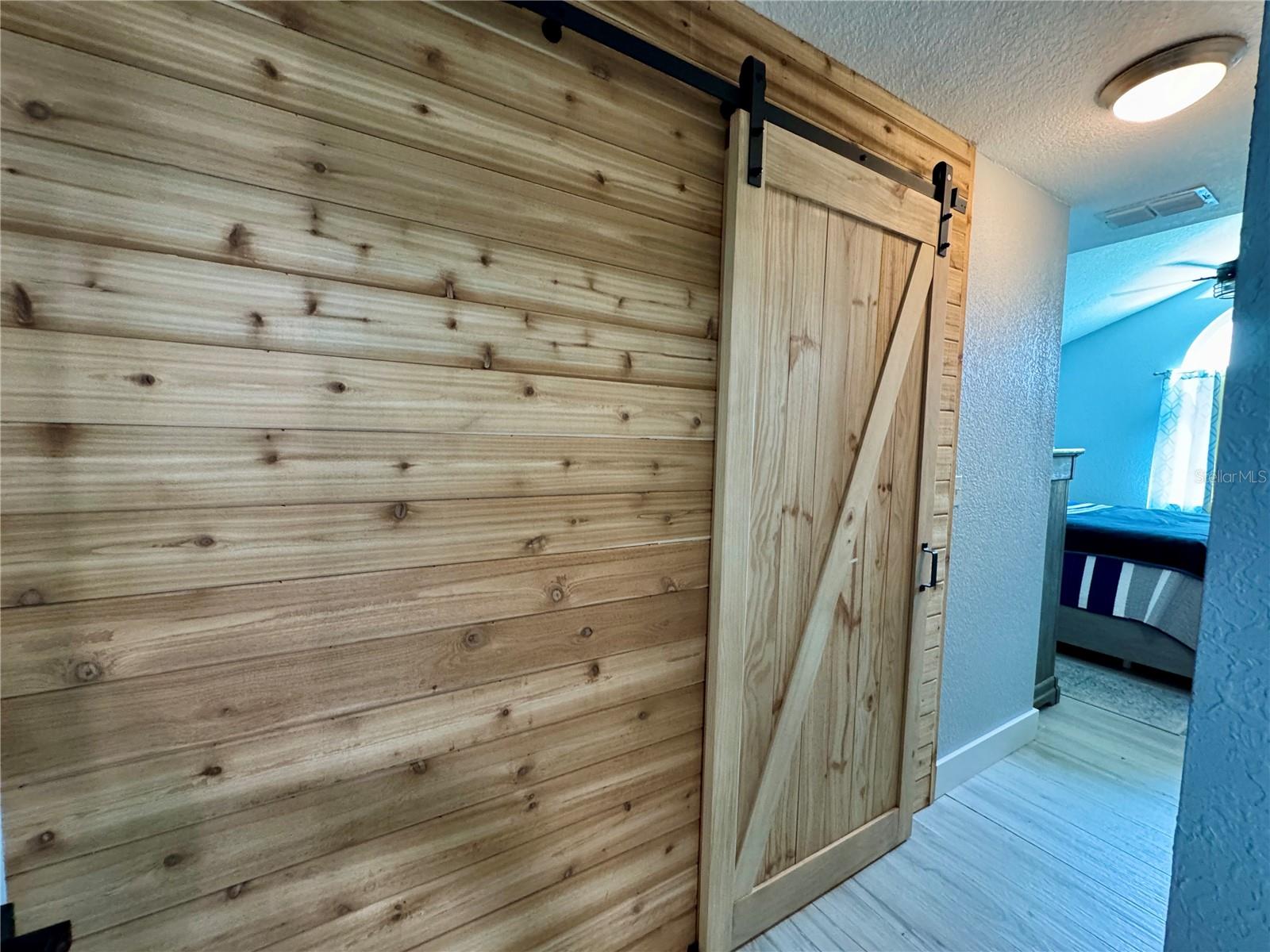 Image 49 of 69 For 7650 Hatteras Drive