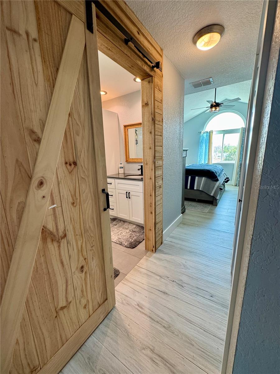 Image 50 of 69 For 7650 Hatteras Drive