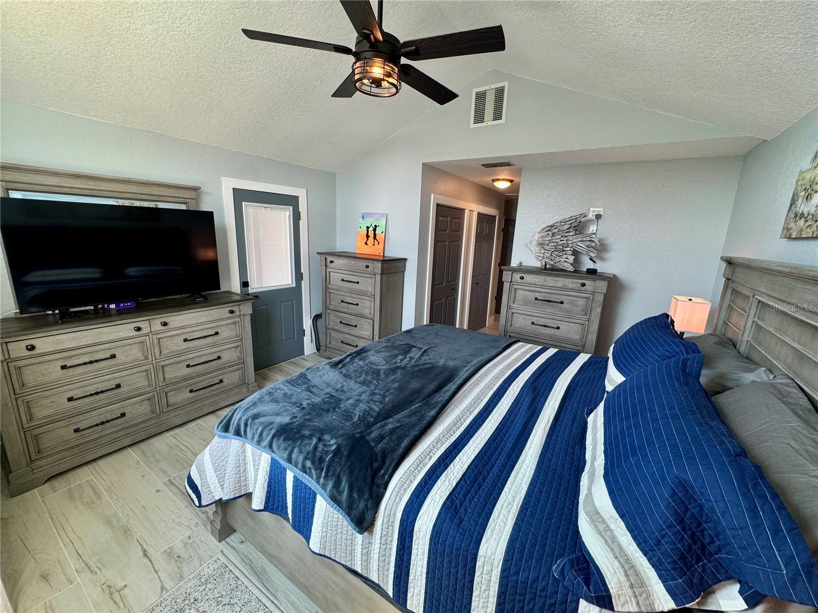 Image 59 of 69 For 7650 Hatteras Drive