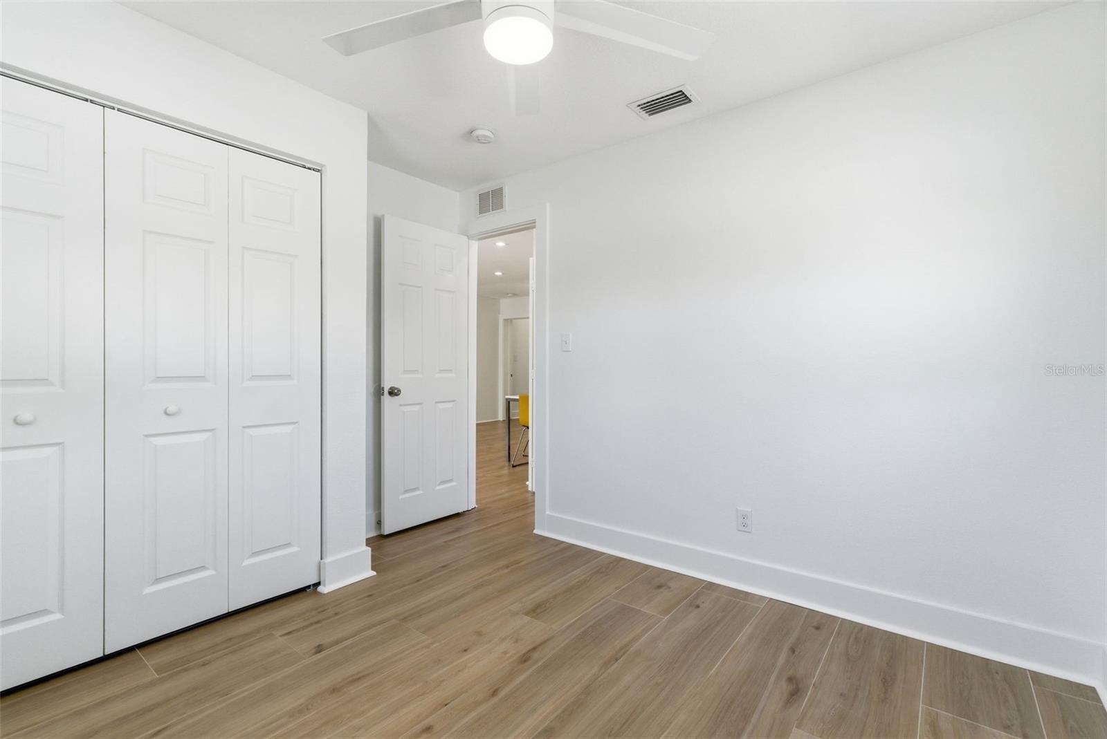 Image 21 of 28 For 3916 Iowa Avenue W