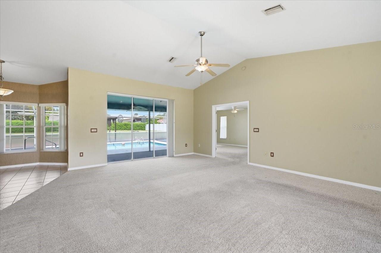 Image 10 of 44 For 15173 Woodbury Road