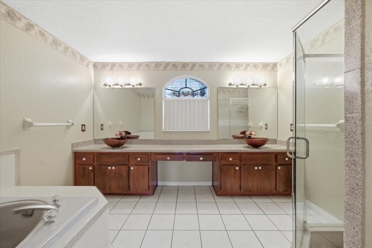 Image 24 of 44 For 15173 Woodbury Road