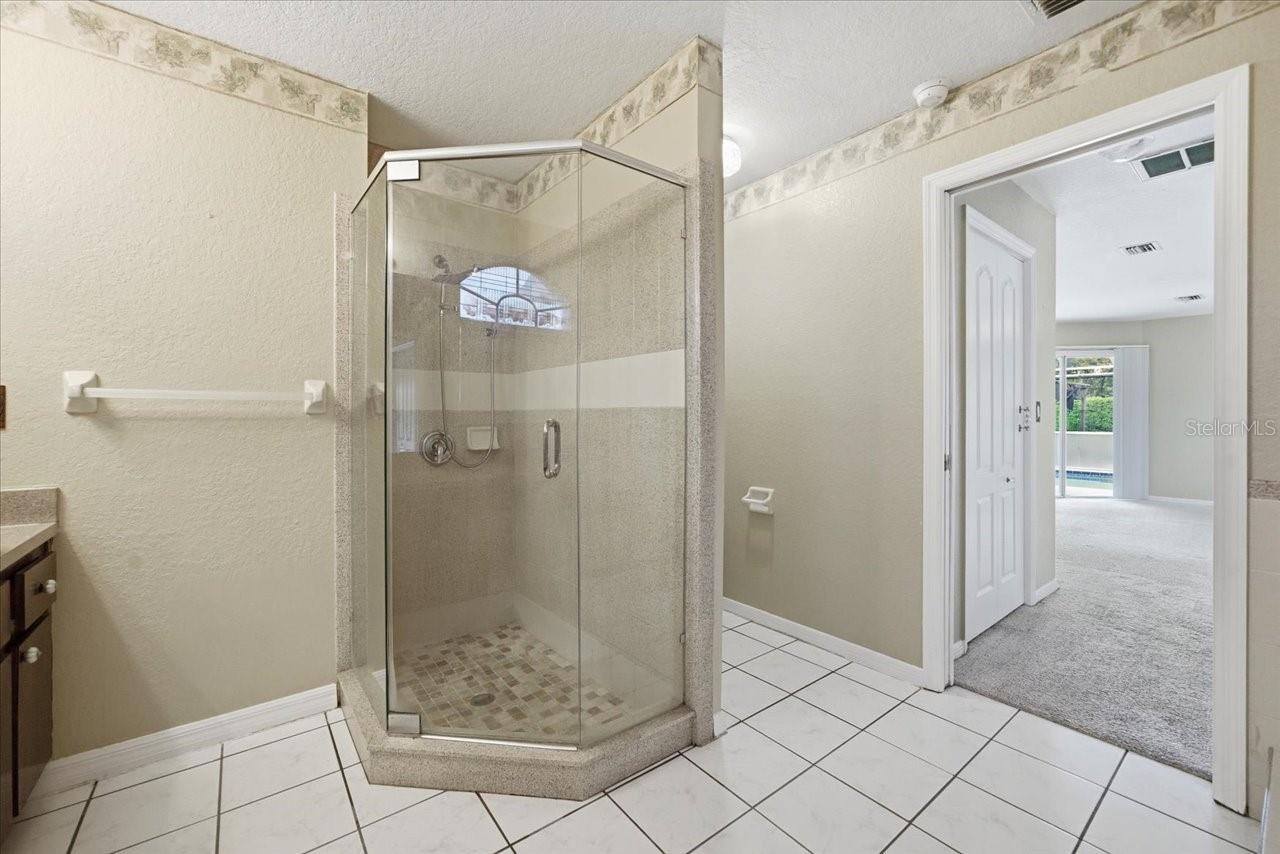 Image 26 of 44 For 15173 Woodbury Road