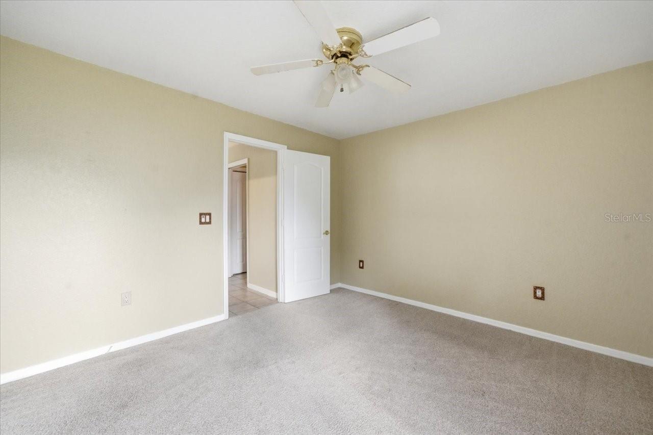 Image 29 of 44 For 15173 Woodbury Road