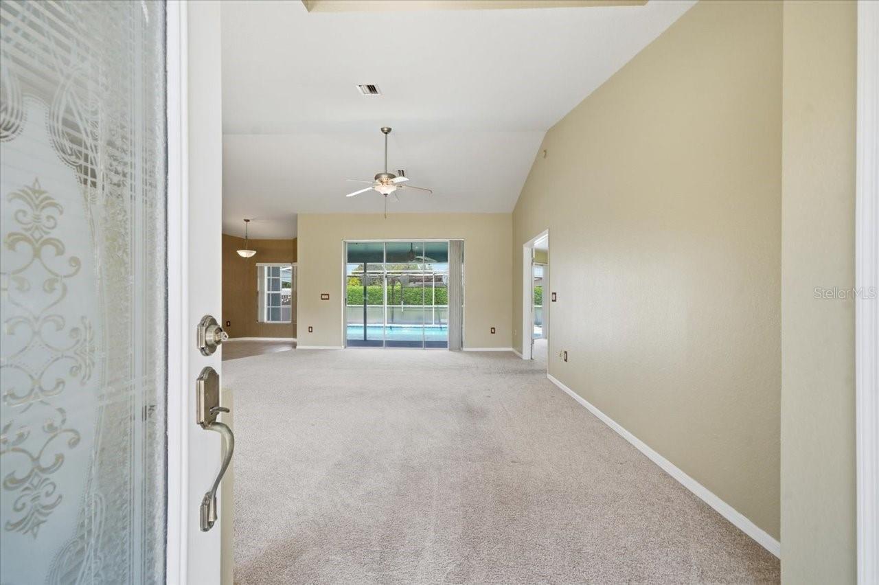 Image 4 of 44 For 15173 Woodbury Road